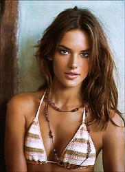 Click image for larger version

Name:	alessandraambrosio7.JPG
Views:	122
Size:	147.9 KB
ID:	6380